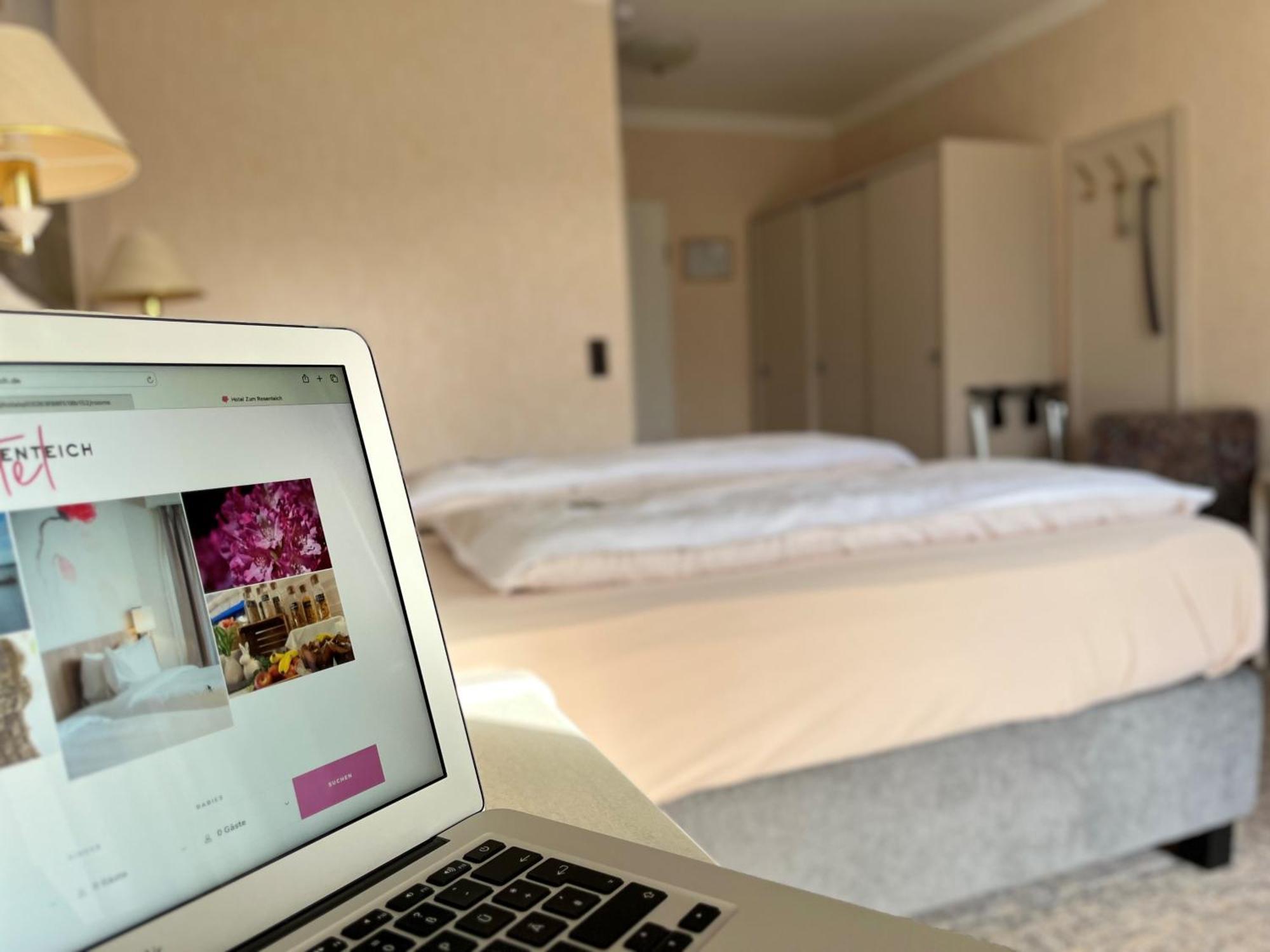 Hotel Zum Rosenteich Бад-Цвишенан Экстерьер фото